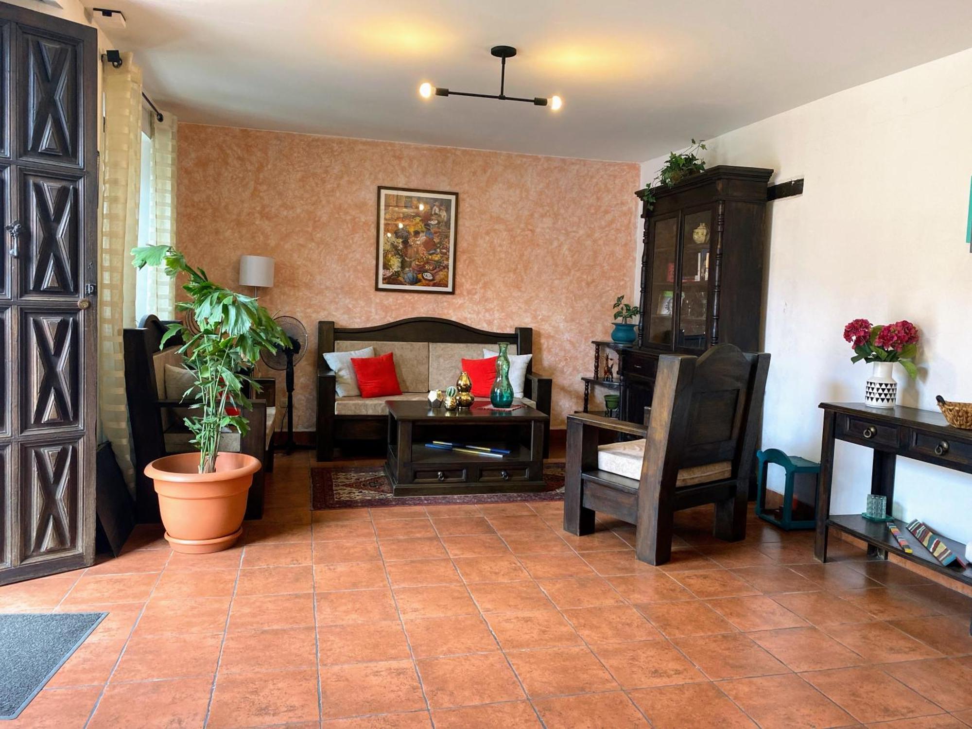 La Galería Hotel 2*
