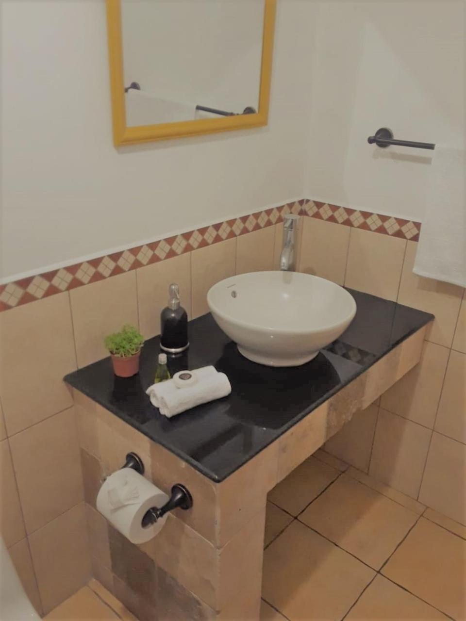 La Galería 2*